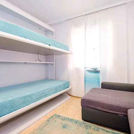 Deluxe Playa Del Cura Apartment